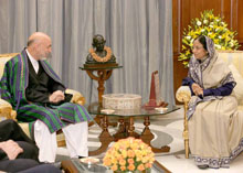 President Patil congratulates Karzai on re-election